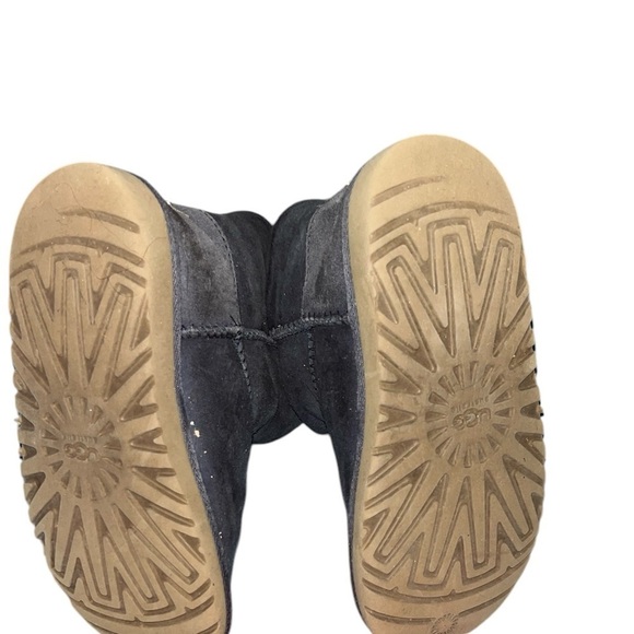 Ugg Australia kids boots size 1 - Picture 3 of 4